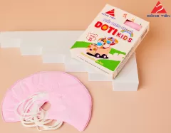 Khẩu trang 3D em bé Doti kids (Hồng)